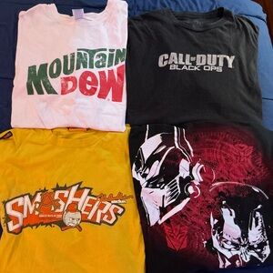 🚫SOLD🚫 Reseller Vintage T-Shirt Lot of 8 XXL & XL Brands / video game/ film